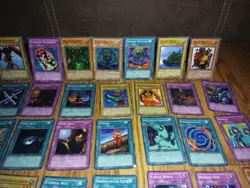 Vintage Yu-Gi-Oh Tcg Card Lot Of 85+ (SDJ) "Starter Deck Joey" Also (LOB) - Image 4