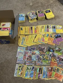 Huge Pokemon Card Lot Holo Full Art Secret Rares Venusaur Blaziken 800+ - Image 1