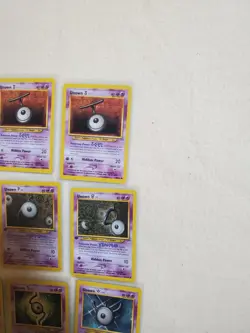 20 VINTAGE Unown Lot - Unown (3 x 1st Ed.) Vintage NEO Pokemon TCG Cards - Image 4