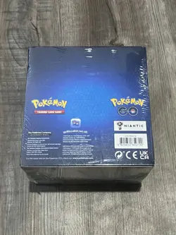 Pokemon GO Premier Deck Holder Collection Dragonite VSTAR FACTORY SEALED!! - Image 3