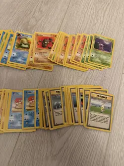 450+ Vintage Pokemon Cards Job lot. - Image 4