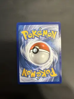 Pokemon - Genesect V - 185/264 - SWSH Fusion Strike - Half Art Card - Image 2