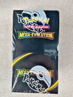 COFFRET POKEMON DEMI DISPLAY MEGA EVOLUTION ME01 FR 18 BOOSTERS NEUF SCELLE - Image 1