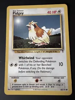 Pidgey Pokemon Common Card Legendary Collection 2002 85/110 - Image 1