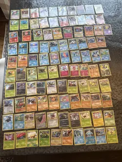 Lot Of 100 Pokemon Cards Assorted - Image 1