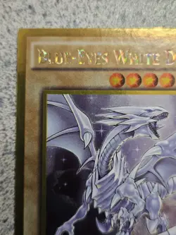 Blue-Eyes White Dragon MVP1-ENG55 YuGiOh 2017 Gold Rare 1st Edition VLP - Image 2