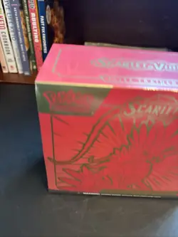Pokemon Scarlet And Violet Base Set ETB Elite Trainer Box - Image 3