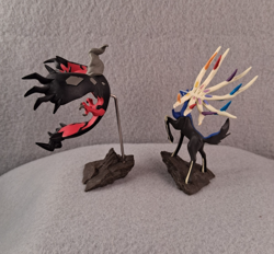 Pokemon XY TCG Yveltal Xerneas PVC Mini Figures With Base 2013 Set Of 2 *NICE* - Image 2