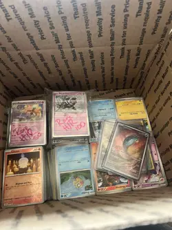 Pokemon TCG Bulk Lot 1140 Cards Mix of Rarities and Holos NM/M See Description - Image 4