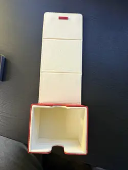 Ultra Pro Vivid Deluxe Alcove Edge Deck Box Red - Image 2