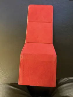 Ultra Pro Vivid Deluxe Alcove Edge Deck Box Red - Image 4