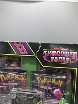 Pokemon TCG Shrouded Fable Kingambit Illustration Collection Box - New & Sealed - Image 2