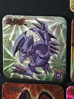 YUGIOH! “BLUE-EYES TOON DRAGON” PANINI STAX “PRIZM PARALLEL” MAGNET #45 - Image 3