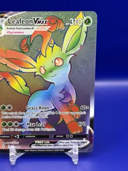 Pokemon TCG Leafeon VMAX Evolving Skies Holo Card 204/203 Secret Rare - Image 4