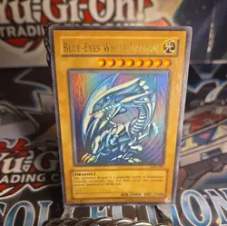 Yu-Gi-Oh! Blue-Eyes White Dragon FADED Starter Deck Kaiba SDK-001 Ultra Rare - Image 1