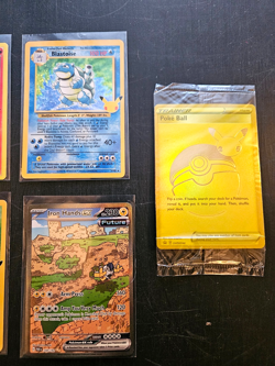 Pokemon Card LOT (7) Charizard, Venusaur, Blastoise, Snorlax, Iron Hands, Poke - Image 3