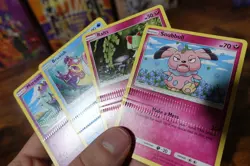 Pikachu SWSH039 Crimp Lot of 5 Error Misprint Pokemon Cards VLP-NM - Image 3