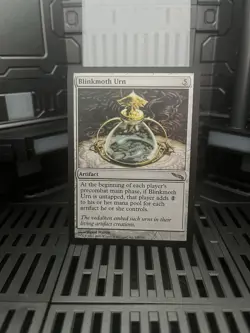 Blinkmoth Urn Mirrodin Regular - Image 1