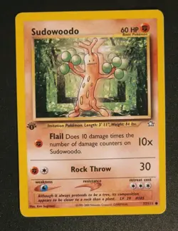 Pokemon TCG Card Sudowoodo 77/111 Neo Genesis 1. Edition WotC GD-EX Blitzversand - Image 1