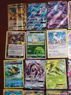 20 Card Pokemon Lot All Are Heavily Played And Damaged Great For Playing Lot2 - Image 1