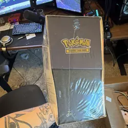 Pokemon Scarlet & Violet Surging Sparks Elite Trainer Box - Image 3
