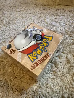 Pokemon 1st Edition Fossil NEW Factory Sealed Booster Box (photos) - Image 3