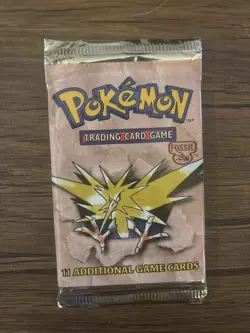 Vintage Pokemon Fossil Booster Pack - Zapdos Artwork (Sealed) - Image 2