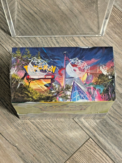 Pokemon Evolving Skies Sword And Shield Sealed Booster Box NEW SEALED WITH CASE - Image 5