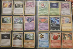 Pokemon Binder Collection Lot Diamond and Pearl, WOTC, NEO. ETC. 175+ CARDS - Image 2