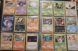 Pokemon Binder Collection Lot Diamond and Pearl, WOTC, NEO. ETC. 175+ CARDS - Image 3