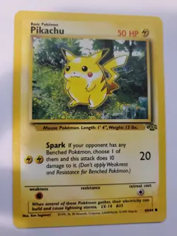 Pikachu Jungle Set Pokemon Card Base Fossil WOTC NM + U - Image 1