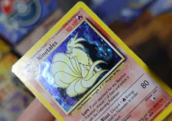 Ninetales 12/102 Base Set Black Flame Error Variant Pokemon Card Damaged - Image 3