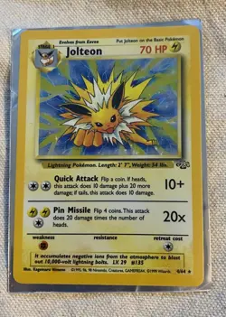 1999 Pokemon TCG Jolteon Jungle 4/64 Holo Rare - Image 1