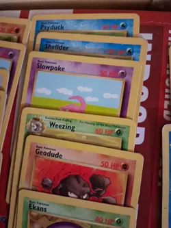 Lot Of 20 1999 Pokemon Cards Ekans Sandslash Persian Slowpoke Seadra Mankey - Image 4