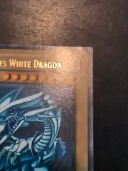 Yu-Gi-Oh! ULTRA RARE CARD BLUE-EYES WHITE DRAGON SDK-001 LP/MP - Image 4