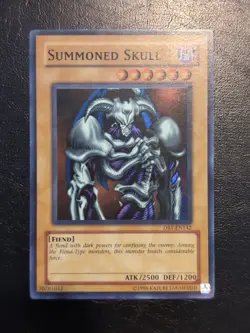 Yu-Gi-Oh! SUPER RARE CARD SUMMONED SKULL DB1-EN142 VLP - Image 1