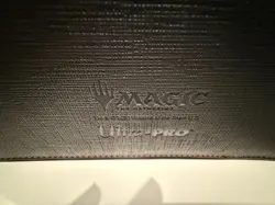 Ultra Pro Premium Zippered 9-Pocket Magic: The Gathering Binder - Image 3