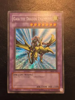 Yu-Gi-OH! SECRET RARE GAIA THE DRAGON CHAMPION LOB-125 1996 VINTAGE PRINT LP - Image 1