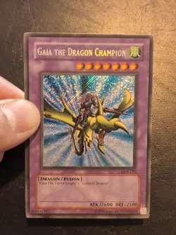 Yu-Gi-OH! SECRET RARE GAIA THE DRAGON CHAMPION LOB-125 1996 VINTAGE PRINT LP - Image 3