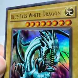 Blue Eyes White Dragon LOB-001 - Yugioh Ultra Rare Unlimited LP Original 1996 - Image 2