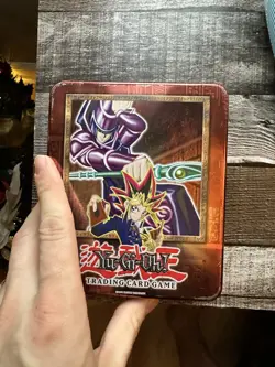 Yugioh TCG Yu-gi-oh and Dark Magician Collectors Tin - EMPTY NO CARDS , 2002 - Image 1