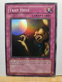 Trap Hole LOB-058 The Legend of Blue Eyes White Dragon 1st Edition - Image 1