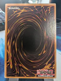 YuGiOh! Blue-Eyes White Dragon OP28-EN001 Ultimate Rare* - Image 2
