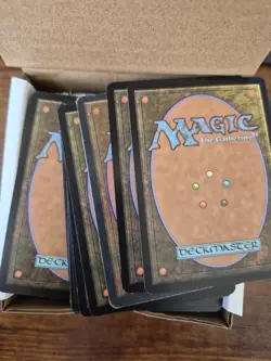 250 Magic The Gathering Uncommons Lot Random All Same Color: RED Sku A - Image 1