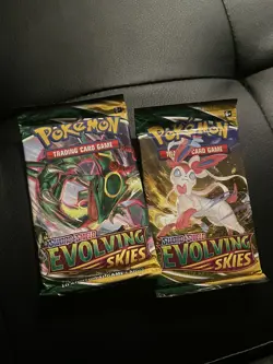2x Pokemon TCG Evolving Skies Booster Packs Factory Sealed English - Image 1