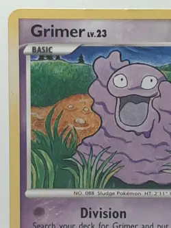Grimer 75/127 Pokemon Platinum Common Psychic Damaged Used See Pictures - Image 2