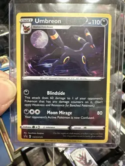 Umbreon Holo Rare Black Star Promo #SWSH129 Pokemon Sword & Shield - Image 1