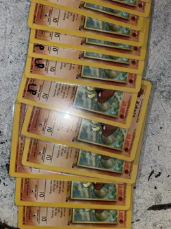 Lot of 10 Kabuto 1st Editions- All LP- Vintage Pokemon Cards - Image 1