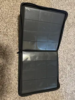 Ultra PRO Magic: The Gathering Mythic Edition 12-Pocket Zippered Card Binder - Image 3