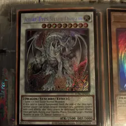 Yu-Gi-Oh! Blue Eyes White Dragon, Blue Eyes Ultimate Dragon Bundle - Image 2
